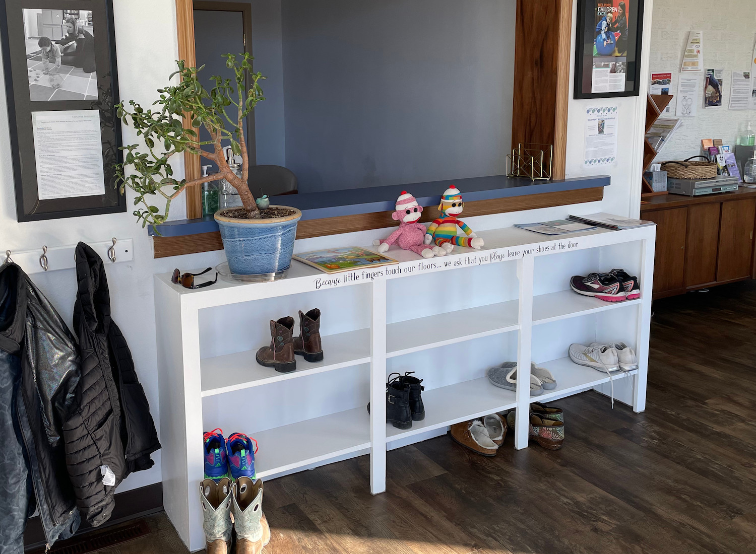 photo of Lobby shoe rack